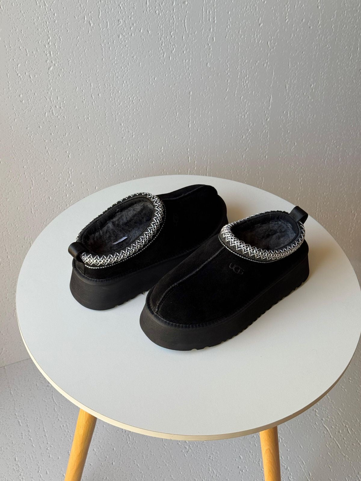 UGG Tazz 2