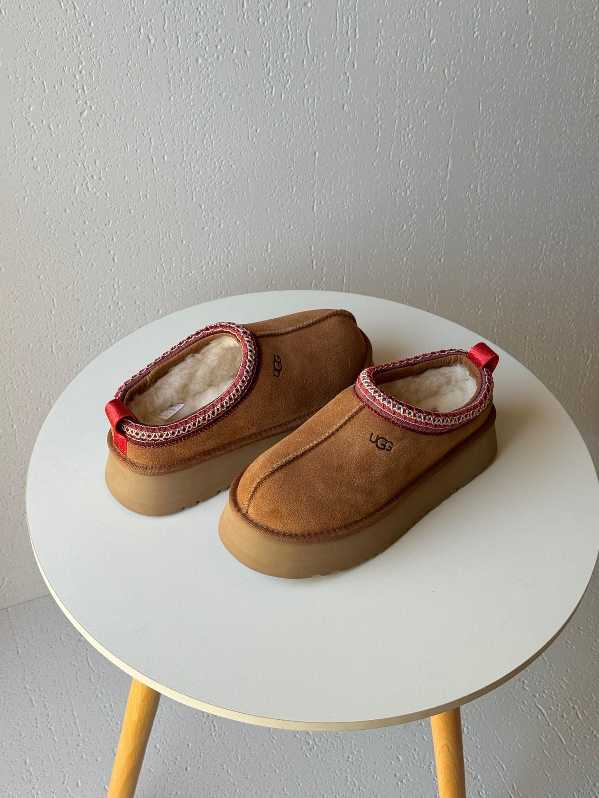 UGG Tazz 2