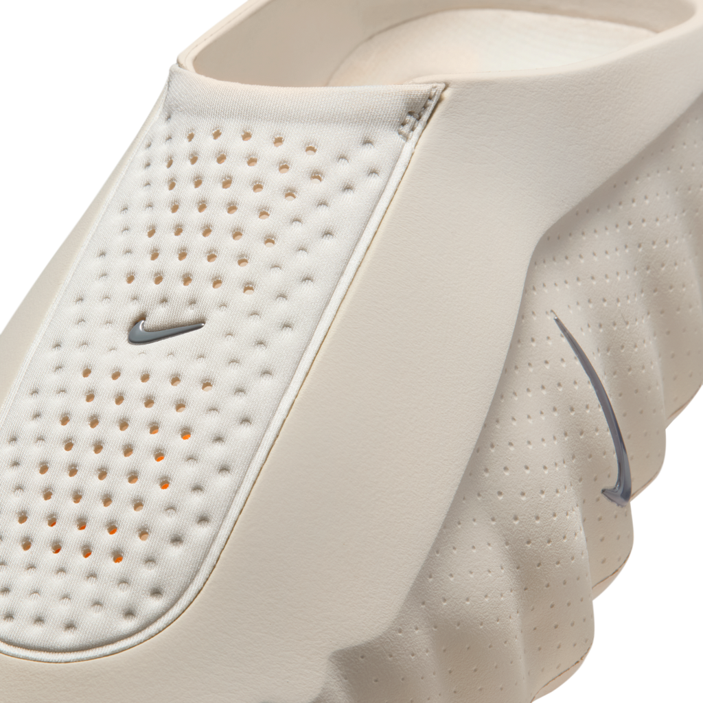 Nike Mind 001