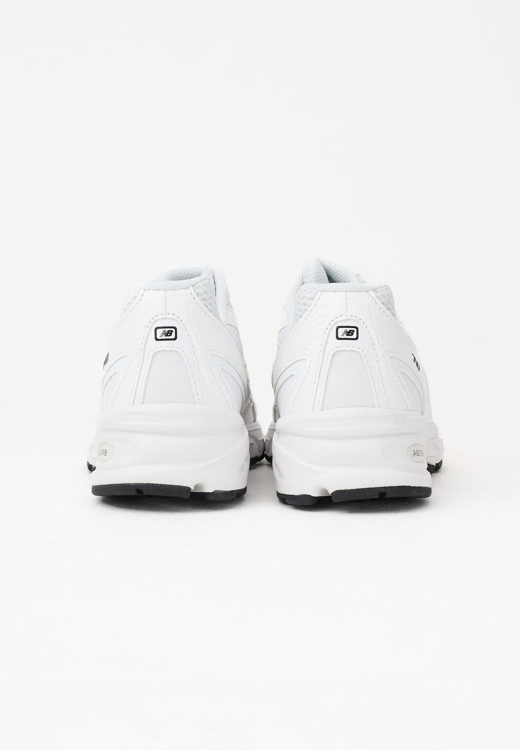 New Balance 740 White Unisex Sneakers